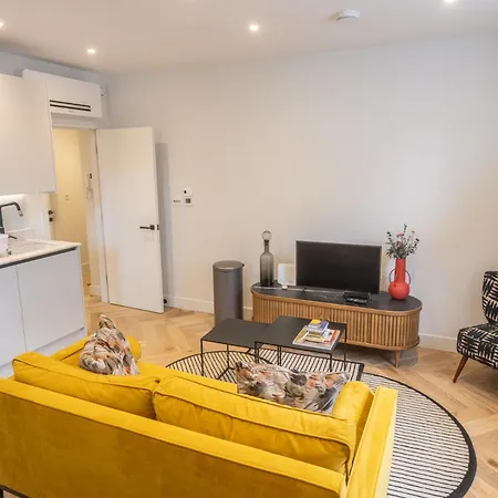 Modern, Stylish Newly Refurbished 2Nd Floor Apartment In Fitzrovia London Exterior photo