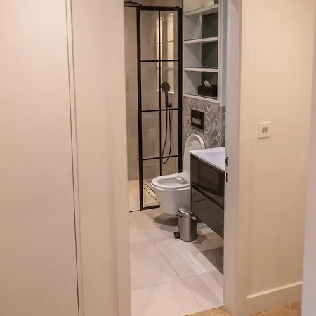 Modern, Stylish Newly Refurbished 2Nd Floor Apartment In Fitzrovia London Exterior photo