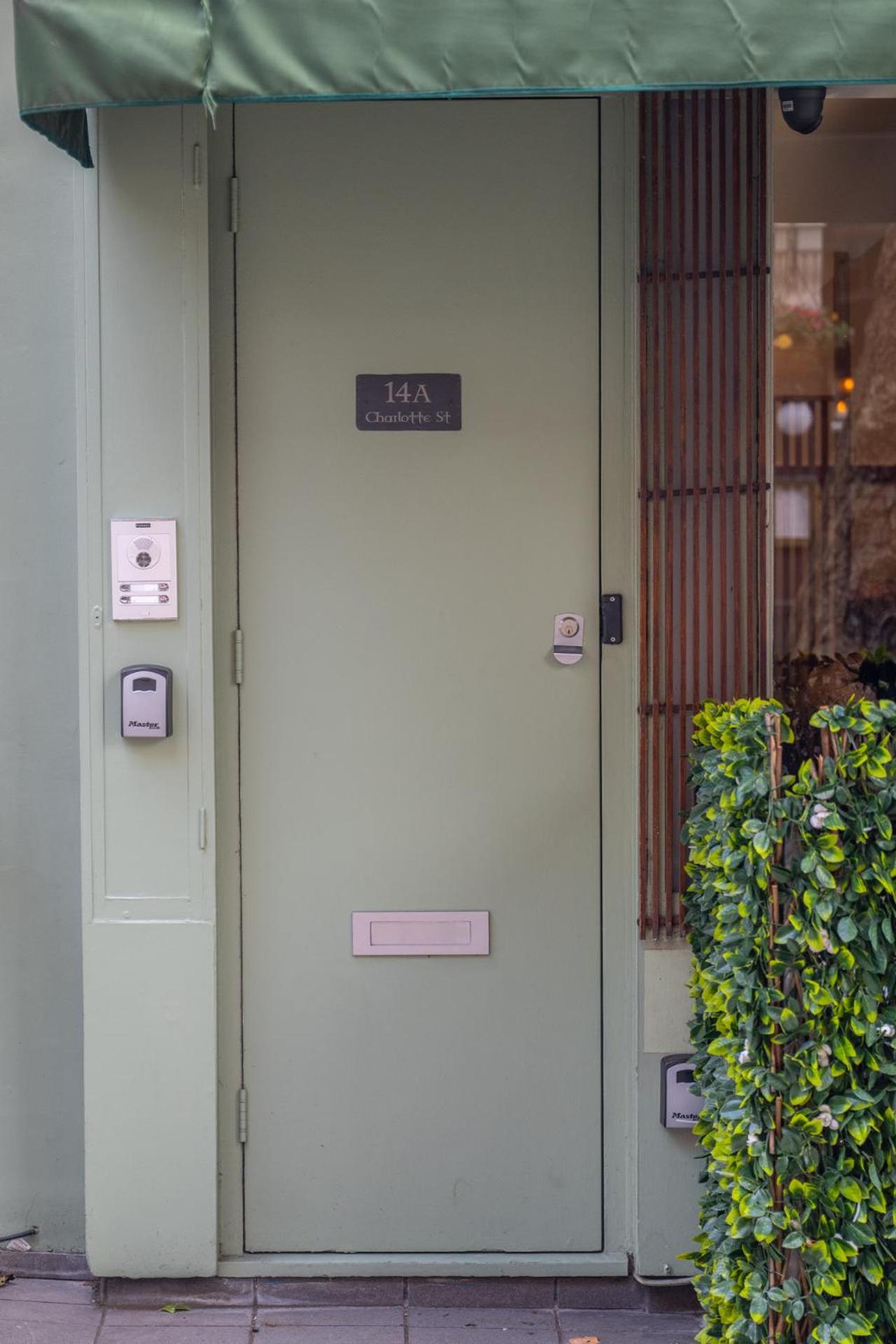 Modern, Stylish Newly Refurbished 2nd Floor In Fitzrovia Апартаменты *