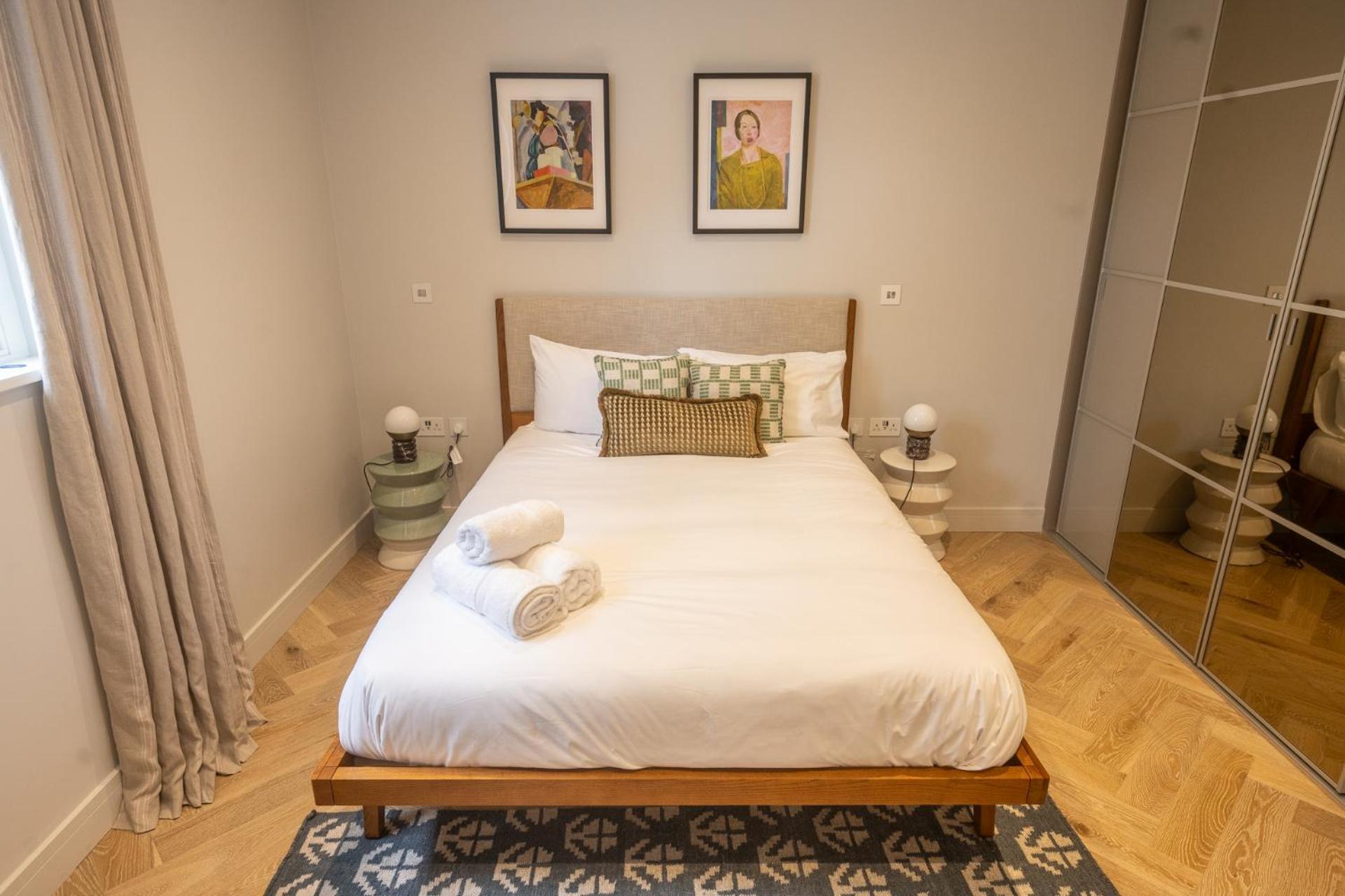 Modern, Stylish Newly Refurbished 2nd Floor In Fitzrovia Апартаменты *