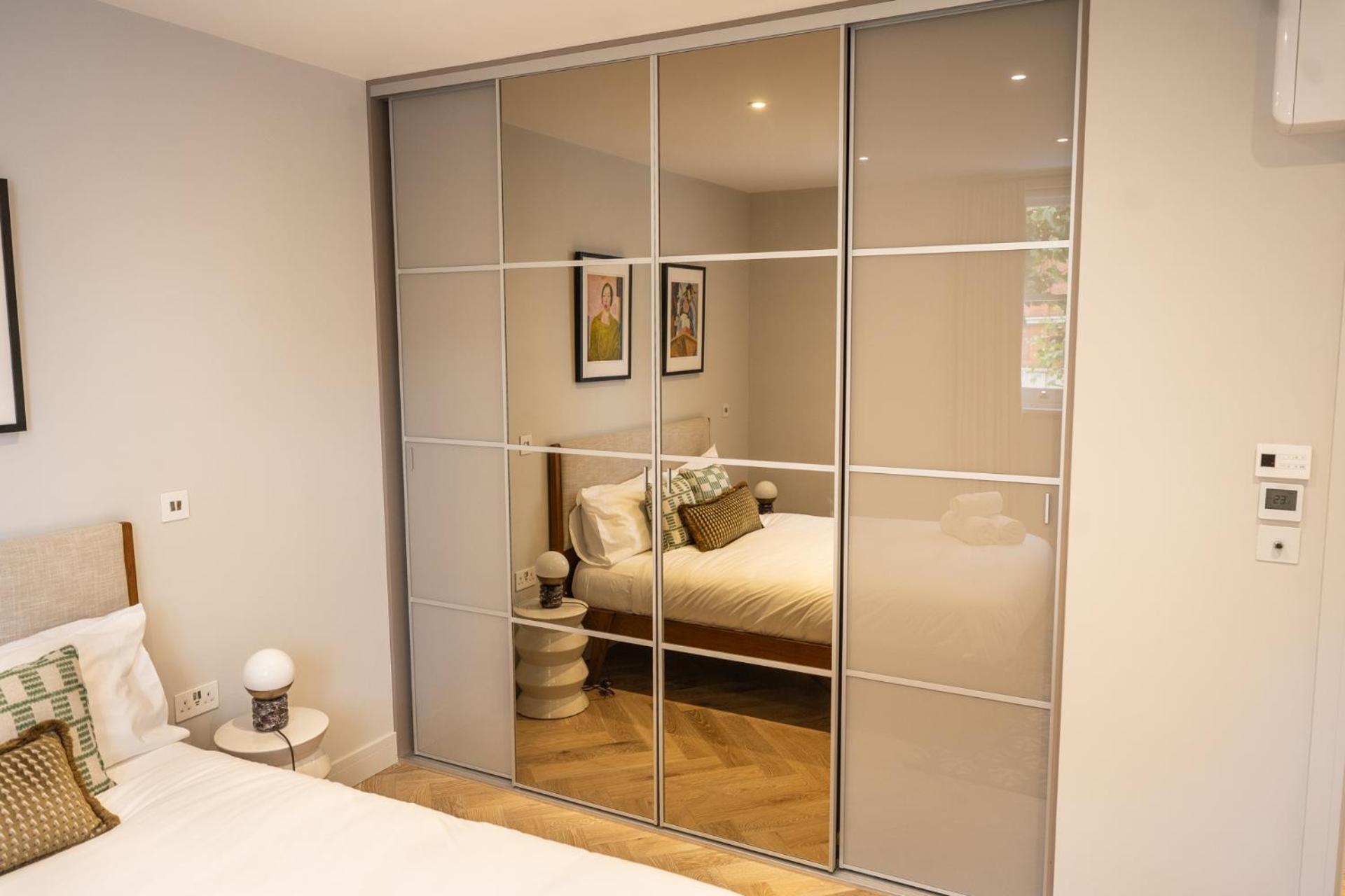 Modern, Stylish Newly Refurbished 2nd Floor In Fitzrovia Апартаменты Лондон